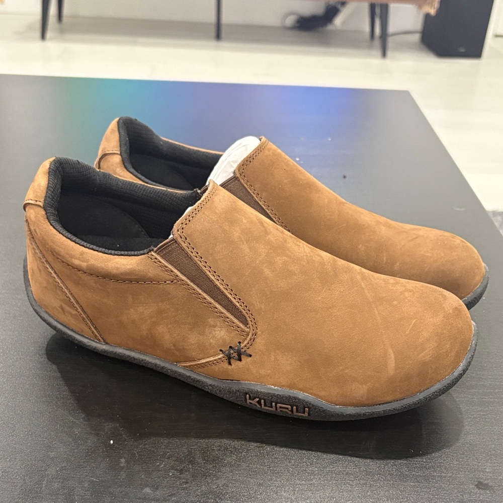 Kuru Kivi, a slip-on loafer designed for orthotic comfort.